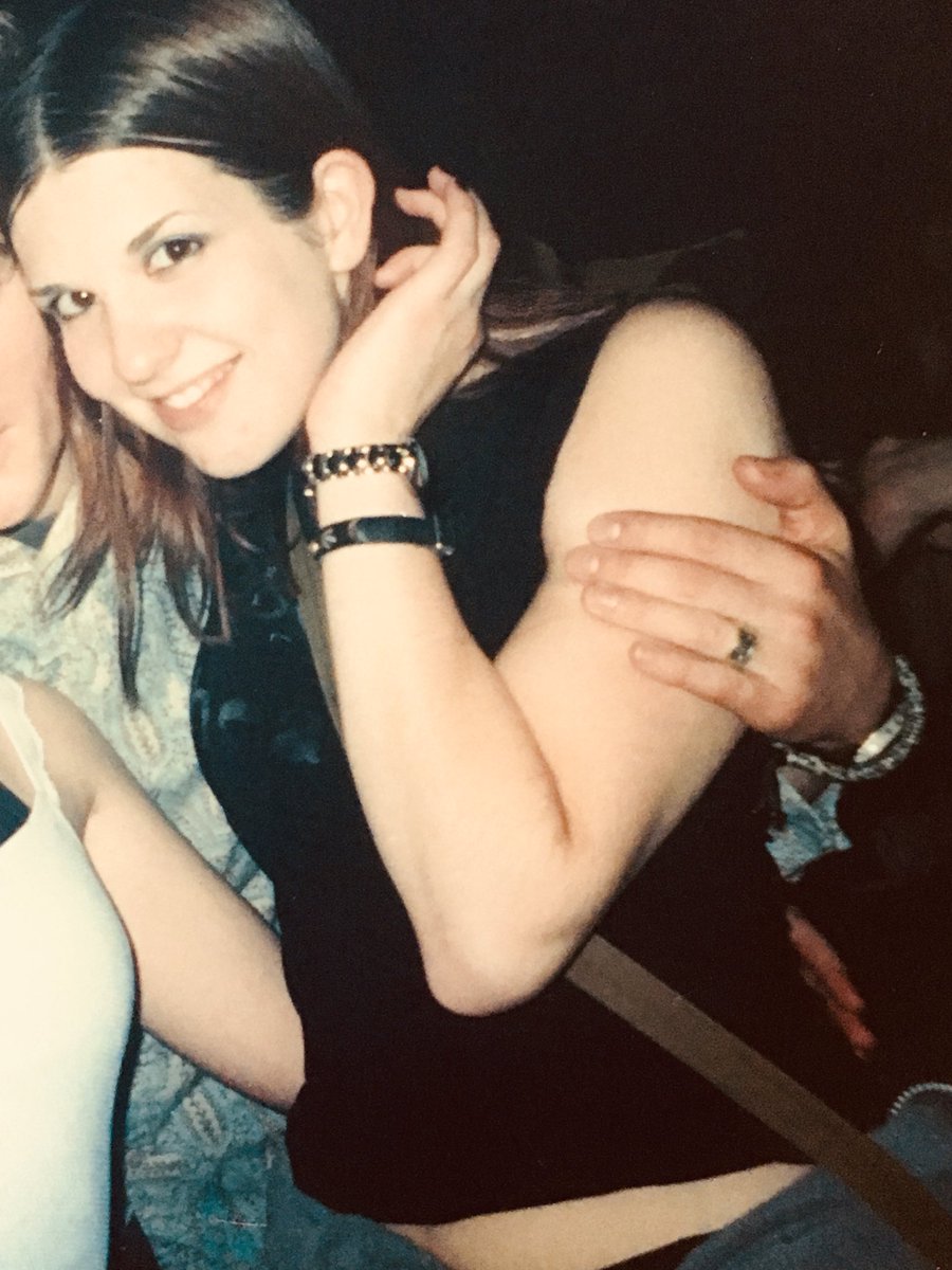 great_defector's tweet photo. 19 yrs old, on any Friday night in 2002 at Evol, @LIQUIDROOMS #minigoth https://t.co/BsNrP4mVuK