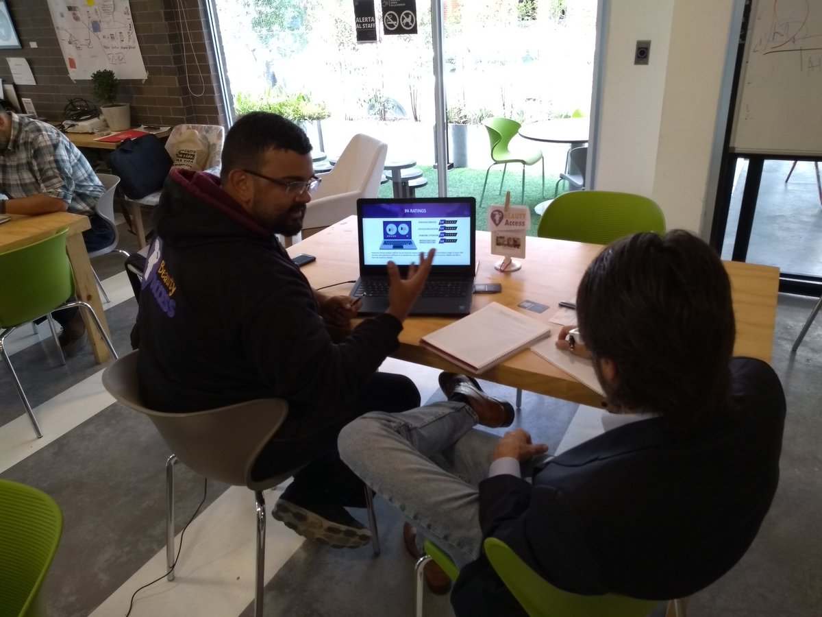 IMPAQTOec's tweet image. En #IMPAQTOLabTECH #Google #Launchpad empezamos las metorías de estrategía con @MayfeCorral @RodolfoCabreraC @ronaldcreate y @wlarreaa