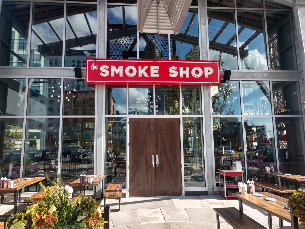 MikeWendt's tweet image. 1st Place #Ribs &amp;amp; Best Bar #Wings... the names say it all! 
📸 from our recent @WickedBitesTV shoot at @TheSmokeShopBBQ

#AssemblyRow #Somerville 
@NESN @andyhusbands
@AtAssemblyRow 
#BBQ #Barbecue 
#BostonFoodie