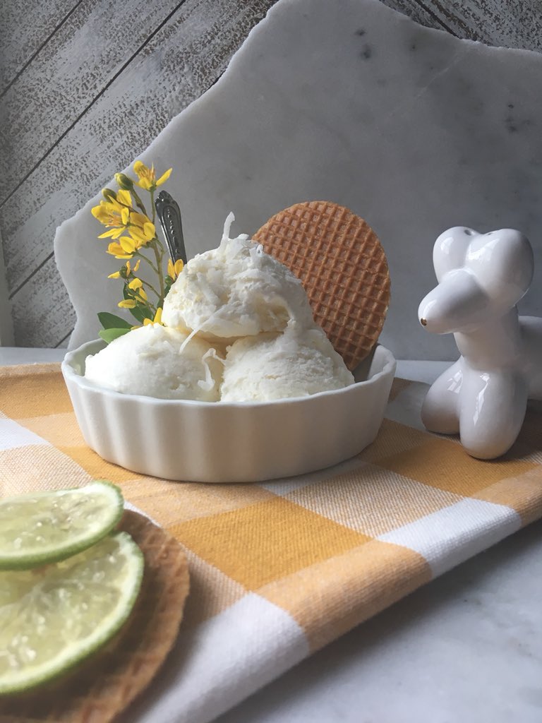 yvonnemdz's tweet photo. 🌼Jardesca Wine Coconut Ice Cream 🍨  It’s delightful!!        @Jardesca @RenaissanceOrla @RenHotels #wineicecream #wine #coconut #icecream #dessert #wedding #brunch #restaurant #events #Florida #food #treats #hotel #Lounge #weekend #bar https://t.co/HvE0F0JWWC