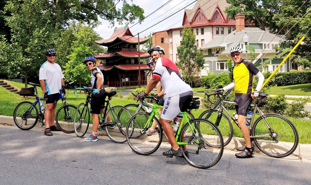 Chris_Roell's tweet photo. Big 35 mile #bikedcloop ride on today's @bicyclespace #CityExplorers ride with #Batman leading us along the way! #bikedc #bspacerides #dcloop #washingtondc #thedistrictofcolumbia #thedistrict #onlyindc #mydccool #acreativedc https://t.co/3E6miAHeXg