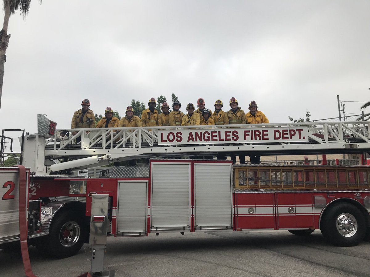 LAFDcentral's tweet photo. LAFD Task Force 1 and Task Force 12 spent their Saturday morning training on ladder pipe, portable monitor and pumping operations. #Firestation1 #Lincolnheights #Firestation12 #Highlandpark #Battalion2 #LAFDcentralbureau #LAFD 📷 BC Spence  8.18.18 https://t.co/4jsErHMdZL