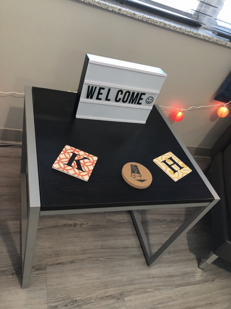 thekillakelz's tweet photo. #bigbluemovein #bigbluemovein2018
#UK2021 living room is all finished! https://t.co/Ak7bEZyPao