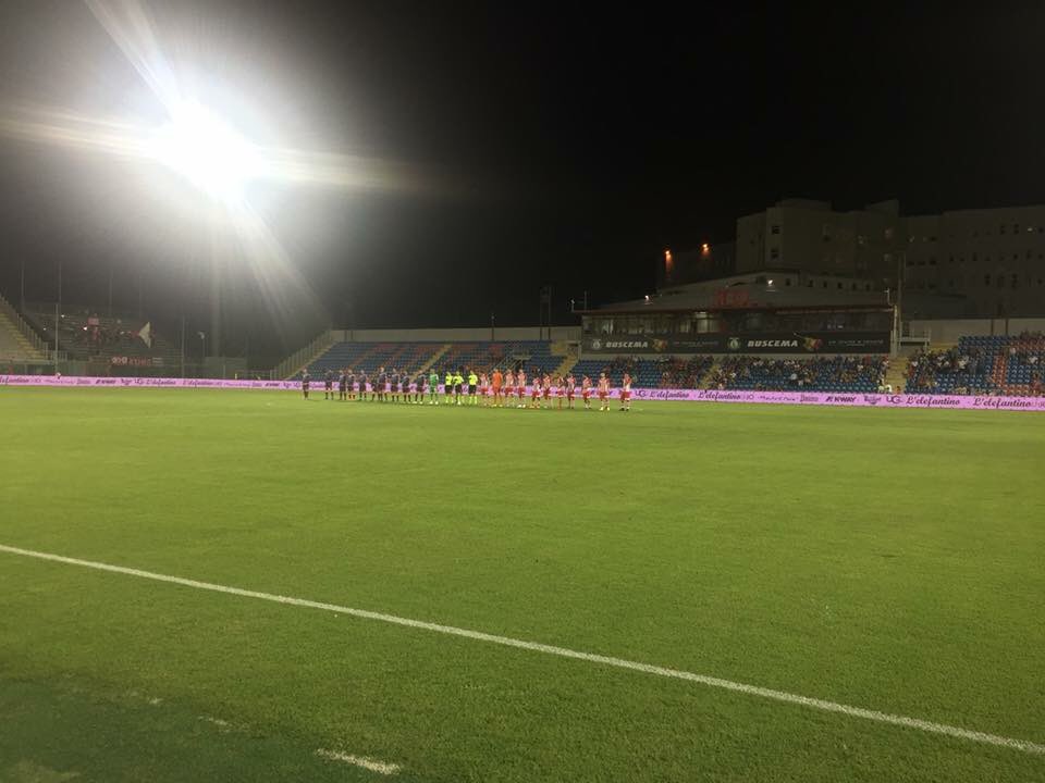 CasaRende's tweet photo. Si è conclusa con la vittoria del #Rende l’amichevole con il #Crotone
#CrotoneRende 1-2 
Reti di Actis Goretta, Laaribi https://t.co/9DpUcwdjIa
