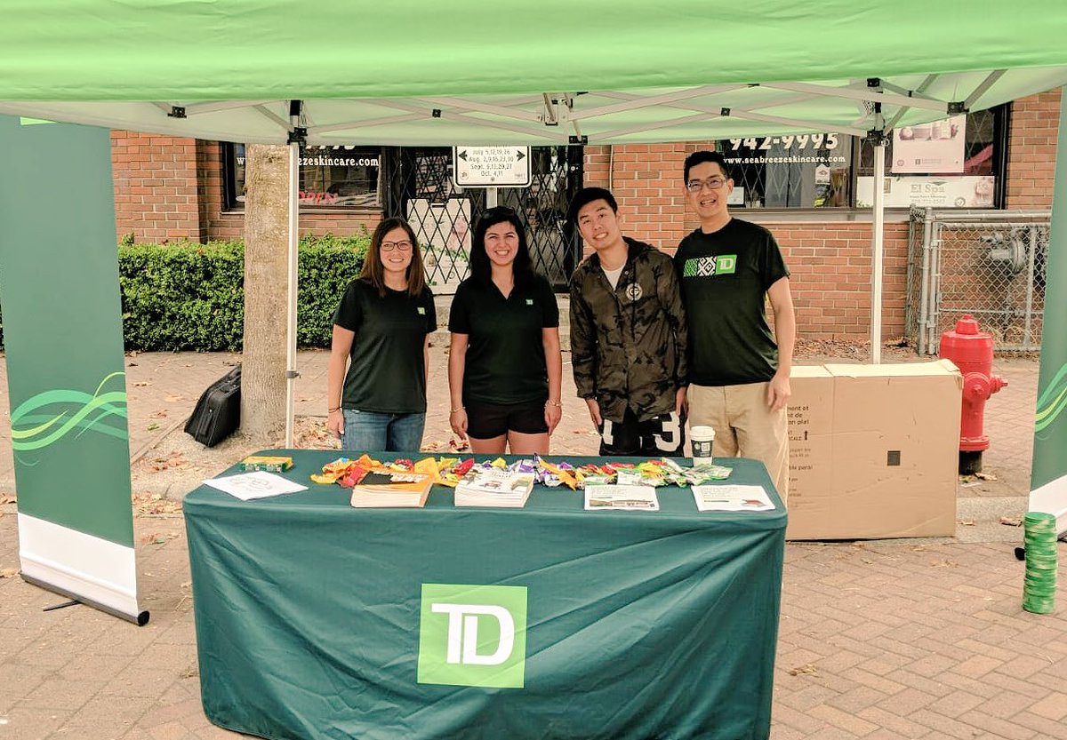 WilsonTu_TD's tweet photo. Come join us at the #Pococarshow!
We have lots of games to have fun with and lots freebies to give out!! ππ»ππππππππ» #downtownpoco #cars @BruceGray_TD @jas_bassi_ @DoucetteTanya @JonNg318 https://t.co/JpbfUc4WXv