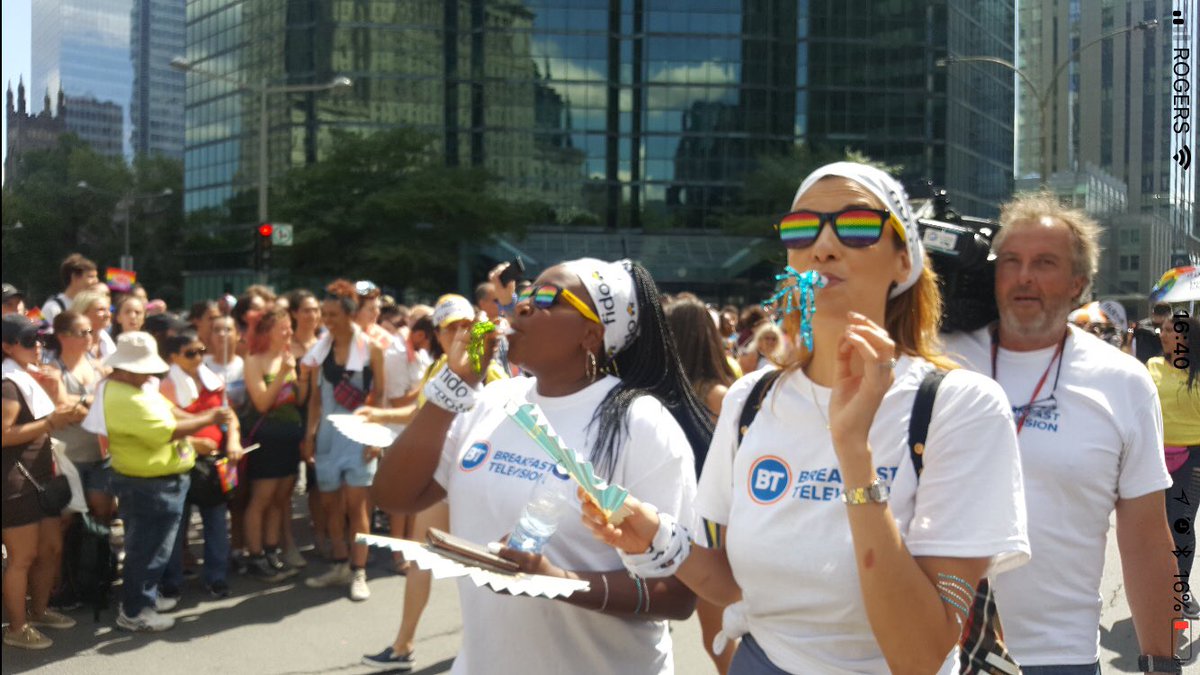 What a beautiful day to celebrate #MTLPride! Happy Pride, Montreal! 🏳️‍🌈 https://t.co/wDG2ohJnPB