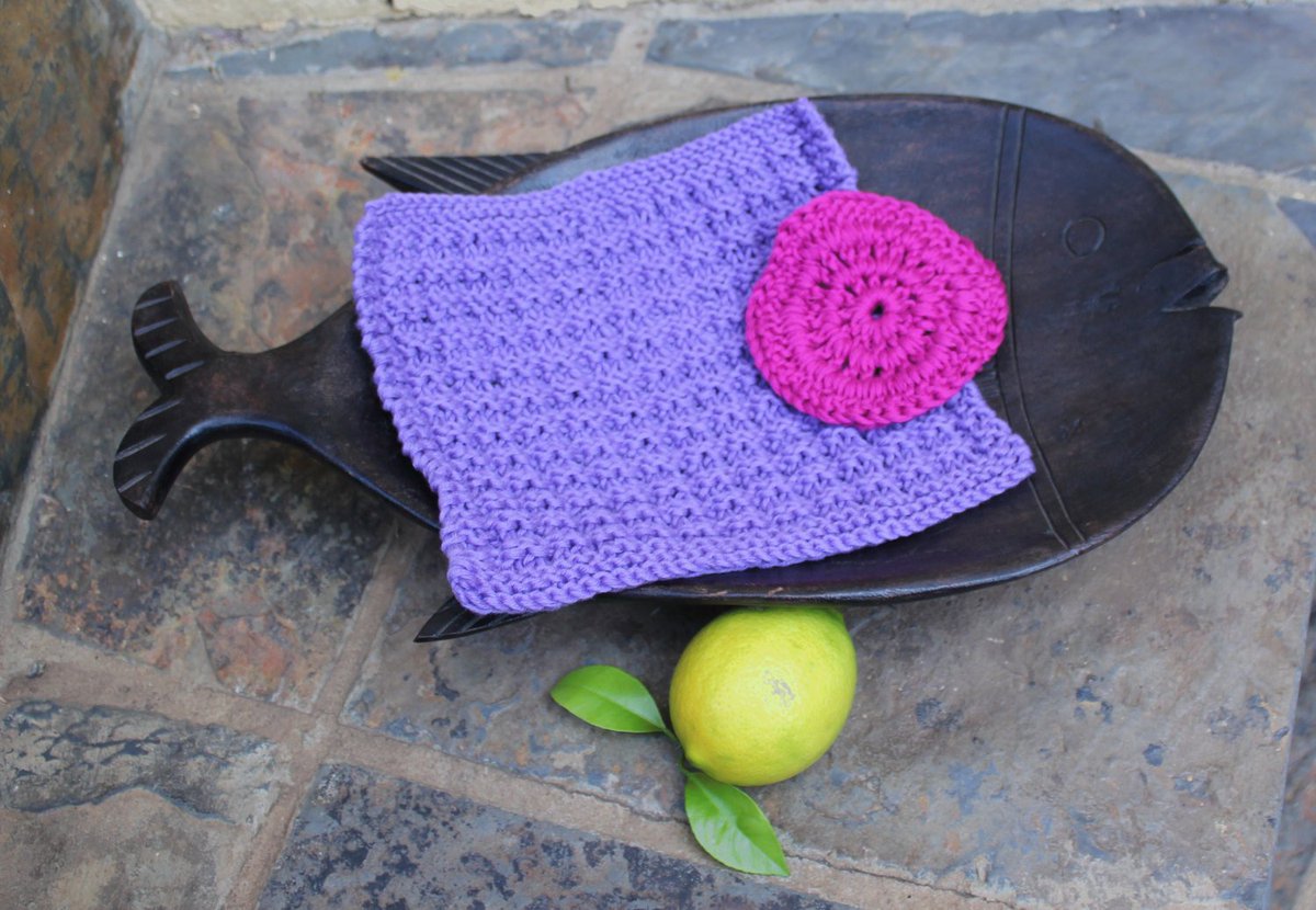 kennainafrica's tweet photo. Hand knitted wash cloths , Cotton face cloth , Face scrubbies , Absorbent wash cloth , Spa face cloth , Hostess gift , Bridal gift . https://t.co/5t6wOvh02U #Etsy #KennaInAfrica #Handmade #KitchenCloth https://t.co/9Z6FsOAhG0
