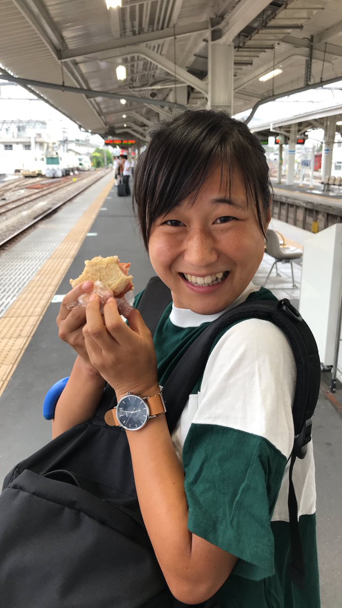 今から朝ごはん食べいくのにパン2個目食べてるの。それでもお腹すいてるの。けどエネルギーって大事なの。
初の築地だ楽しみわくわく😍
#みちかの毎日日記