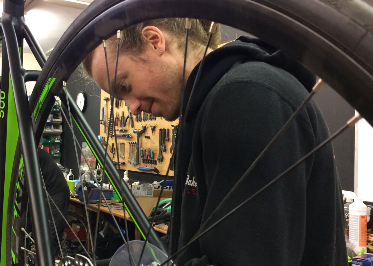 cycleshack25's tweet photo. Bike not running smoothly? Drop in or call to book an appointment ... we love getting your twowheels back in good working order!
#bikeservice #cycleservice #bikerepair #cyclerepair #cycling  #bikes #smallbusiness #smallbiz #templequay #templemeads #bristol #cyclingcity https://t.co/khjWo3MDih
