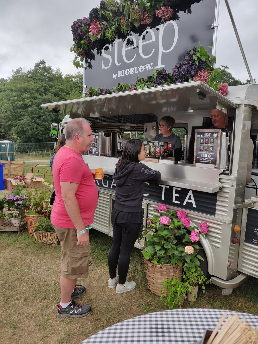 xxxDEVxxx's tweet photo. Bigelow tea - The most aromatic tea I've ever had! You were gentle and generous! Thank you! See you someday again! @bigelowtea #WeWorkSummerCamp 🤗 https://t.co/UBi3tKs8CT