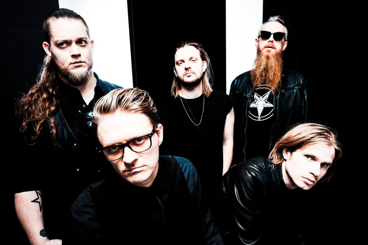 TheSundayAlternative tweet media