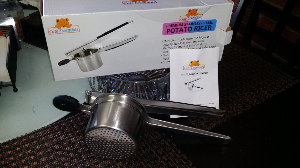 knomrls's tweet image. Lovinvg my new #PotatoRicer Masher from #cuteessentials

amazon.com/gp/product/B07…

#naturalremedies #naturalhealing #naturalmedicine #vegetables #fruits #grassfed #healthylifestyle #eatclean #staypositive #drinkwater #holistichealth #naturalliving #healthandwellness #wellness
