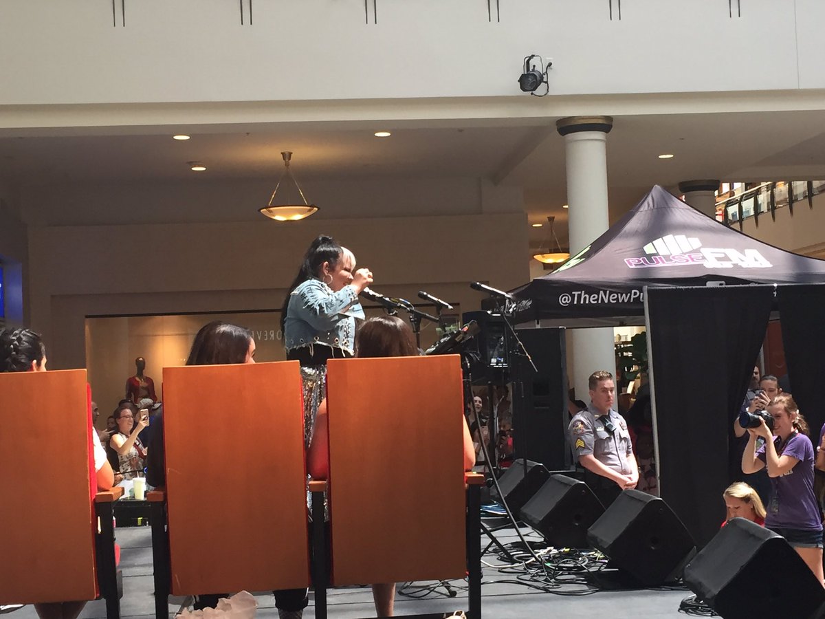 Thanks to everyone who came out to the #B2SB18 this afternoon <a href="/shopcrabtree/">Crabtree</a> <a href="/annaclendening/">anna clendening</a> <a href="/InRealLife/">IN REAL LIFE</a> <a href="/NettaBarzilai/">Sudenaz Sener</a> <a href="/TheNewPulseFM/">THE NEW PULSE FM</a>