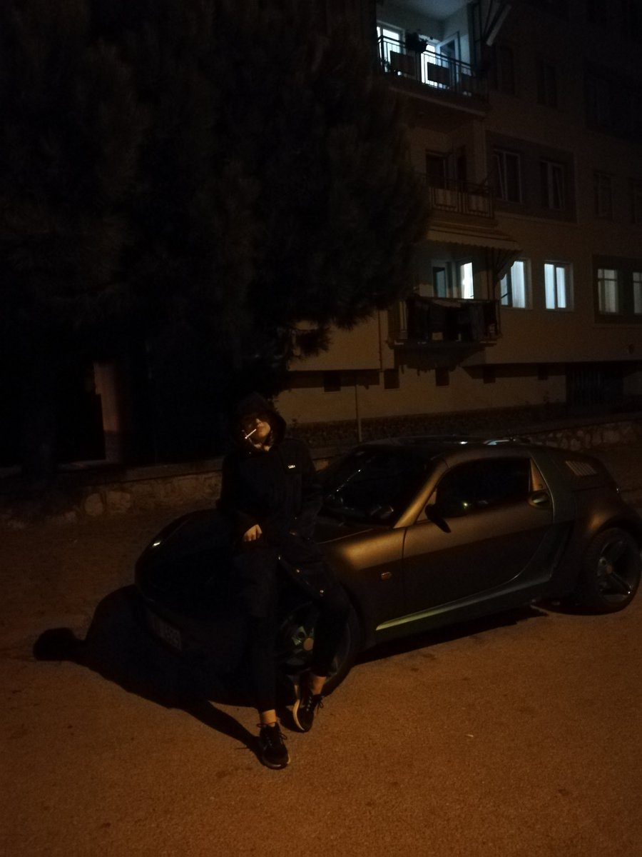 seddagenc's tweet photo. @HaseneCelikli Yollarda karsiladim ajxoanxoanlsjaozjalxka https://t.co/ahao4QyPJy