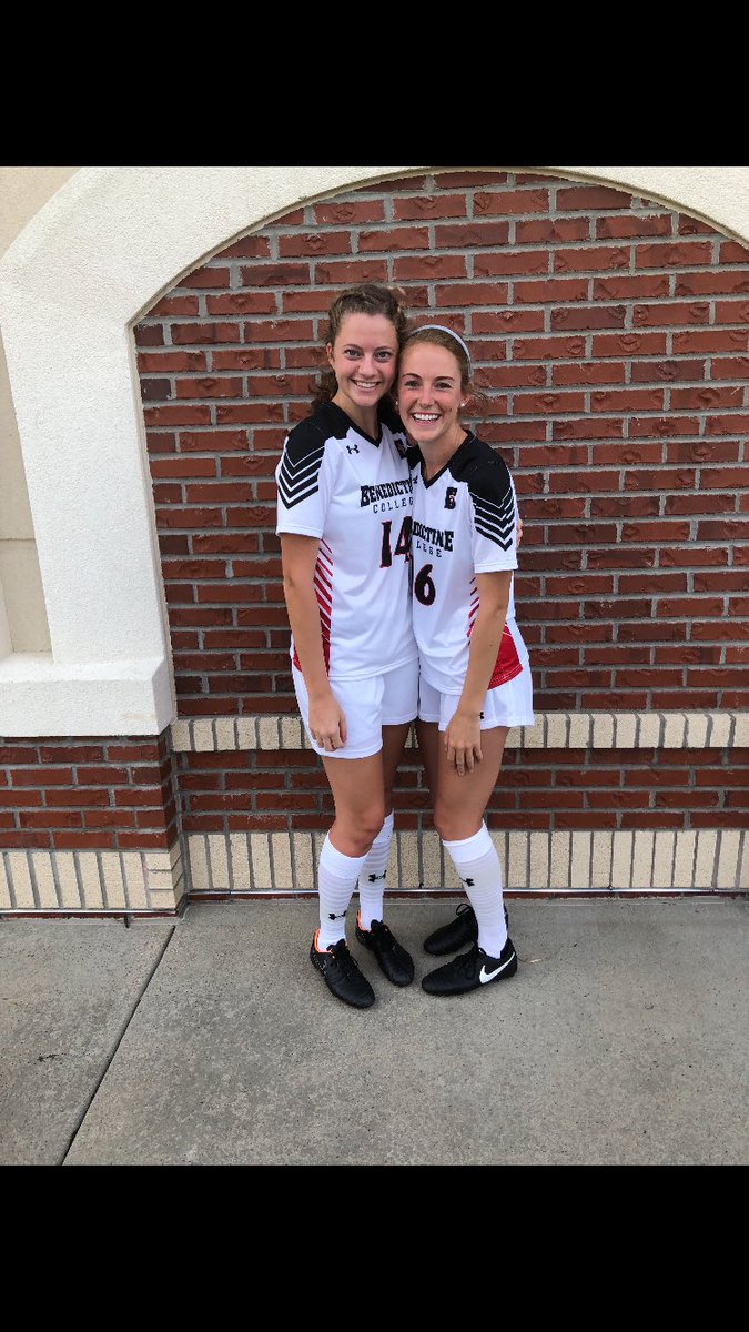 BishopMiege_SCR's tweet photo. Here's a few former Stags on picture day for @RavenWSoccer who are ranked #2 in the country right now. Best of luck to 2015 alum Abbie Hair, 2018 alum Megan Homoly, head coach @LincolnRoblee &amp; the BC team this season! https://t.co/liIK8fAfUq