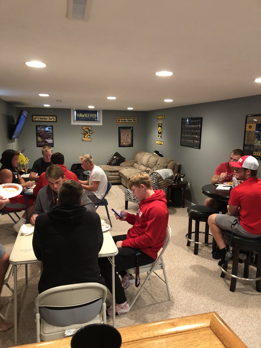 mrcoachdavis's tweet photo. Had a crew of RB, FB, and TEs over for a home cooked meal tonight! Blessed to get to work with these men and can’t wait to see what the season holds!! 
#RedRaiderFam
#ChooseExcellence https://t.co/PpEgYlZMad
