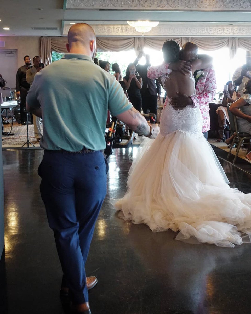 CrackaLack's tweet image. Operation come to Pittsburgh and capture their special day with video a success. If you or anyone you know is getting married, book me to be the videographer.

#CrackaLackOnTheTrack #Wedding #WeddingVideographer #WeddingVideography #SpecialDay #Pittsburgh #Work