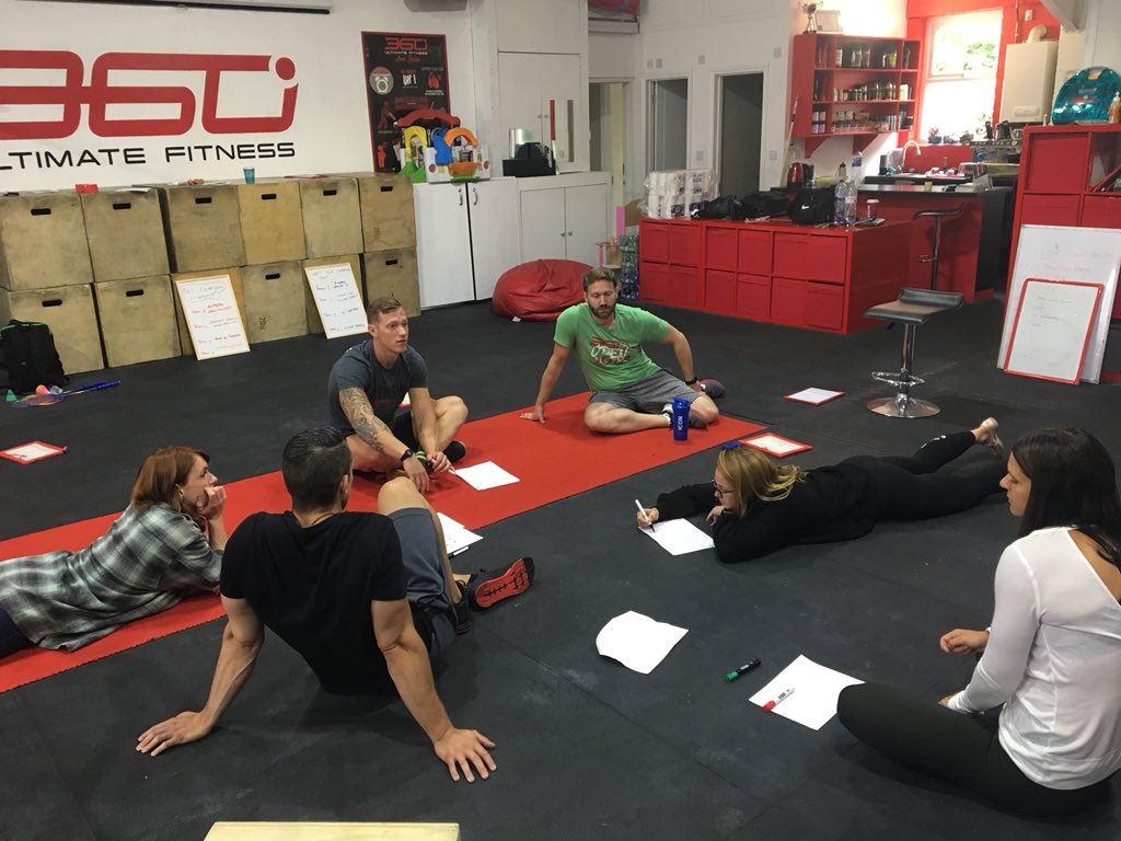 RugbyCreative's tweet photo. Enjoyed the morning supporting &amp; developing the @360UFit coaches! Exploring the “HOW” of coaching.#WarmUPstorming #Dobble #ThinkingOutsideBox #LollipopMoments https://t.co/eJqzgy4Bby