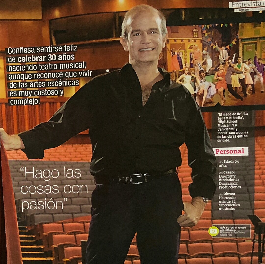 CRF_AGENCIA's tweet photo. Gracias #RevistaSemana -@Expresoec por la entrevista a José Miguel Salem, sobre sus 30 años de trayectoria artística y su próxima mega-producción de teatro musical “Una noche en Broadway” con los más famosos musicales de todos los tiempos.
#RRPPconCRF #ClientesCRF #Comunicación https://t.co/I0BUsrOJm6