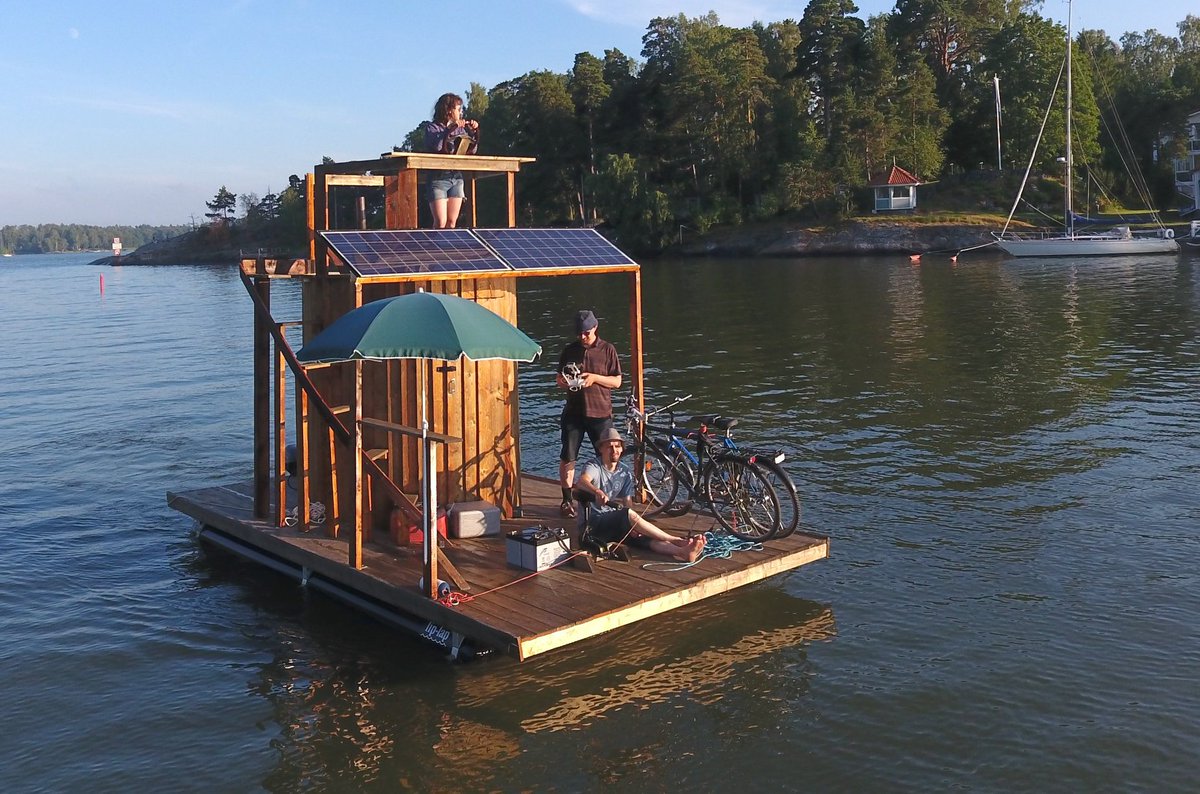 A #Finnish #inventor plans a nine-hour #sea voyage to #Estonia in his #sauna. goo.gl/3KezG2 #Finland
