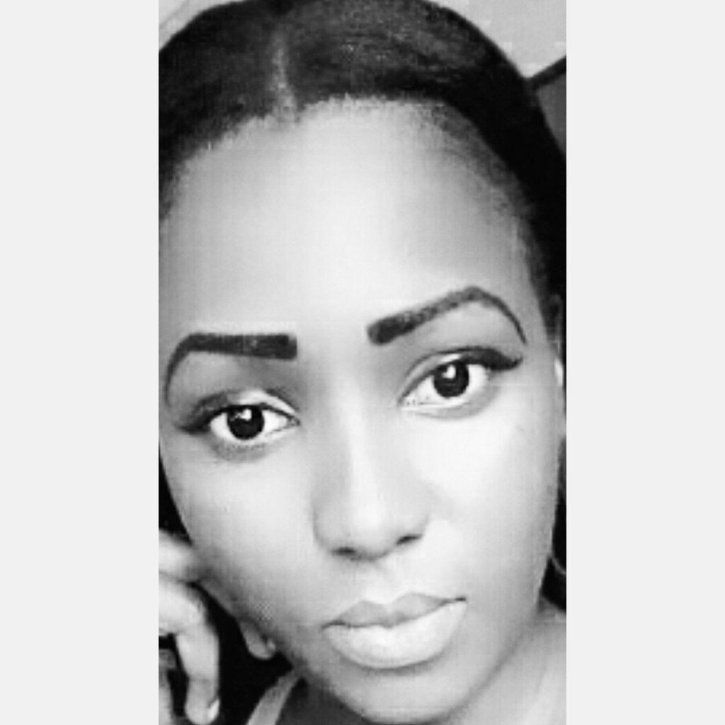 AkissiNdri's tweet photo. Black&amp;White✨ https://t.co/1JpRZ34ybd