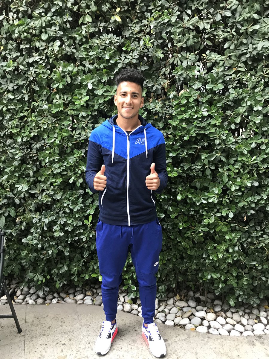 10_dominguez94's tweet photo. Muchas gracias a todos por los mensajes de felicitaciones y buenos deseos que recibí el día de ayer por mi cumpleaños 👏🏼🤙🏼 @ClubAmerica @CCP1912oficial @SoldeAmericapy https://t.co/3IFLubyjPs