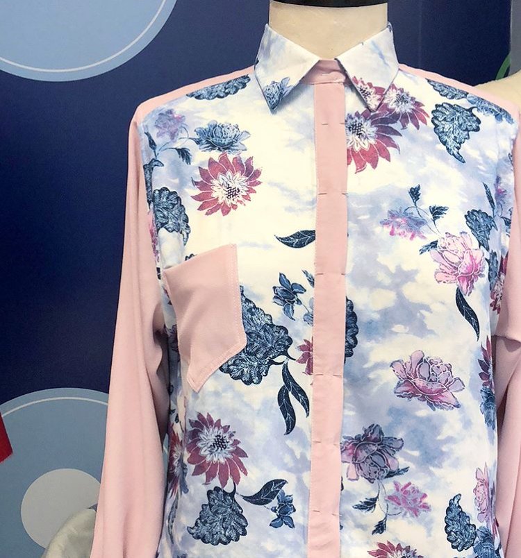 FIDM's tweet image. Check out @fidmamy's #PatternII Assignment: a collared top with dropped armhole. How cute! We'll take one please! If you are interested in becoming a #fashiondesigner, check out our Fashion Design Program: bddy.me/2nDoLVb #StudentWorkSunday