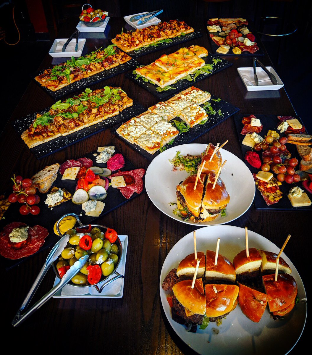 rocthevesper's tweet photo. Let the #Vesper host your next private party! You’ll have the place to yourselves and can choose your food + drink menu! Stop in or call 585-454-1996 to book a date + chat about options! #rocthevesper 
#privateparty #specialevents #vespering #thevesper #roc #roctails #cocktails https://t.co/hsTpEmbOTq