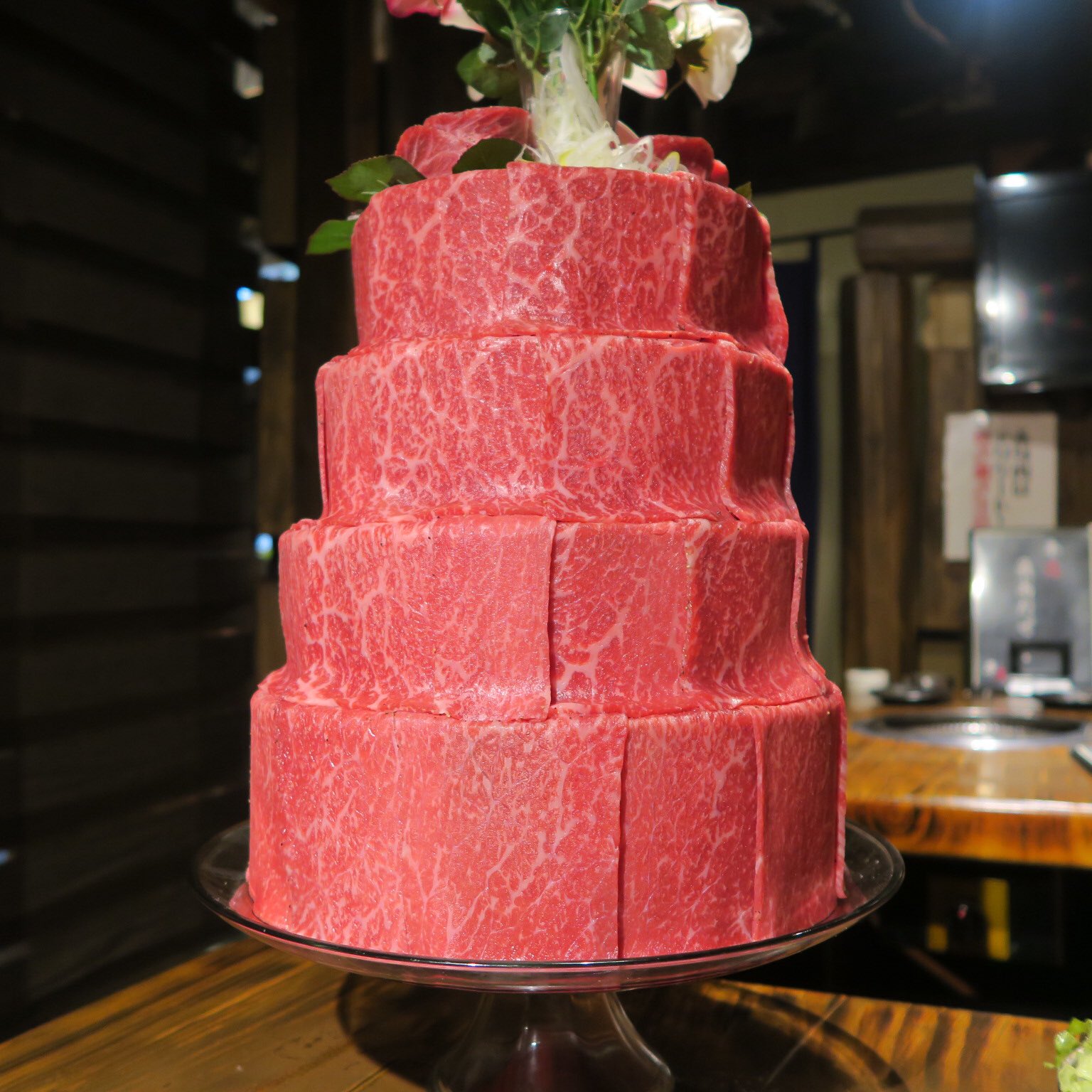 توییتر フォーリンデブはっしー در توییتر すみません 毎週日曜夜に配信しているline公式アカウントの 今週のデブレター は 明日朝に送ります ごめんなさい 写真は関係ないけど新宿 牛恋 の肉ケーキ T Co Fu0ig7uden