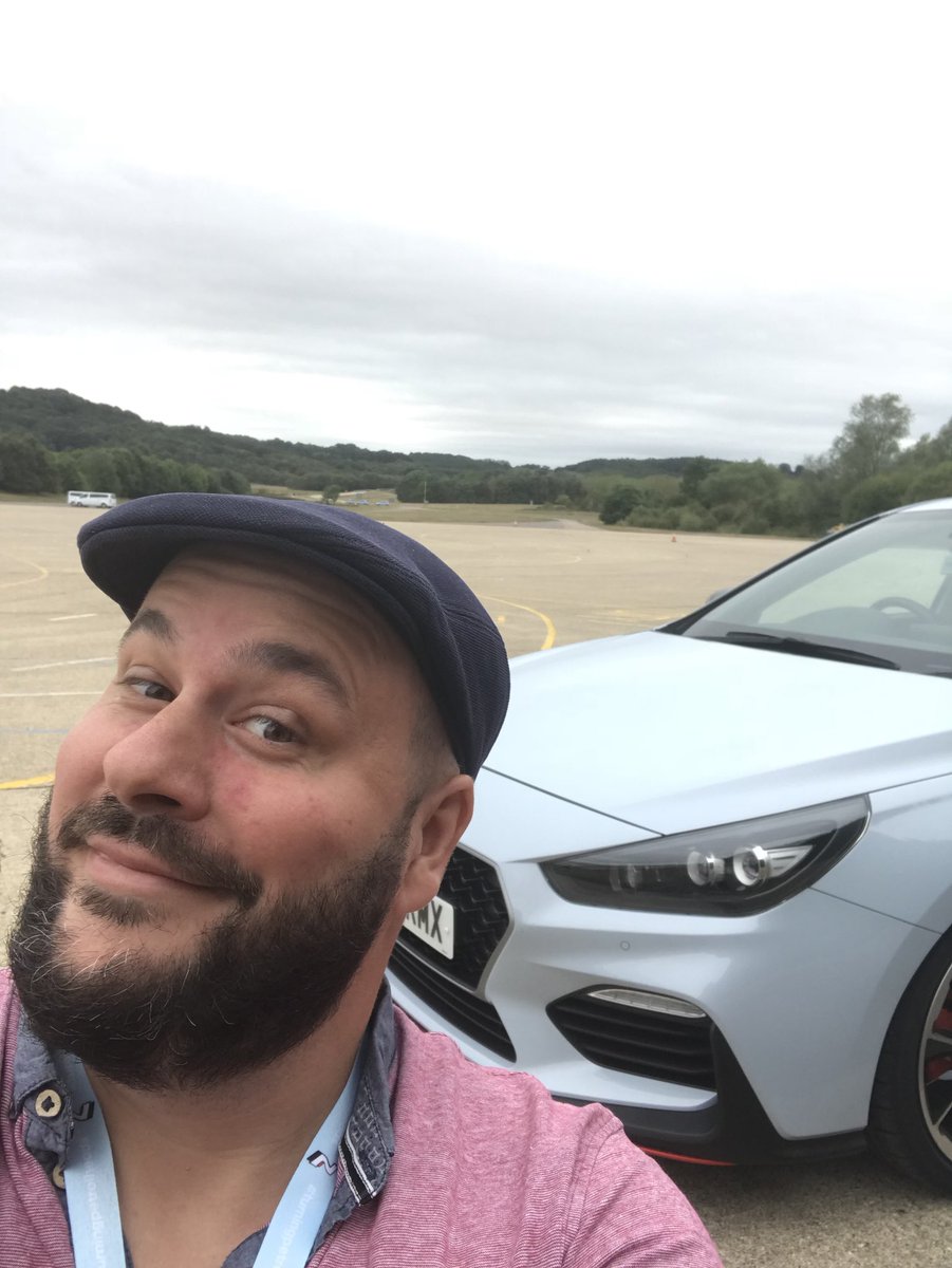 Stuart_Griffith's tweet photo. Let’s see what these cars can do #turningpetrolheads https://t.co/yewnWNeyDW