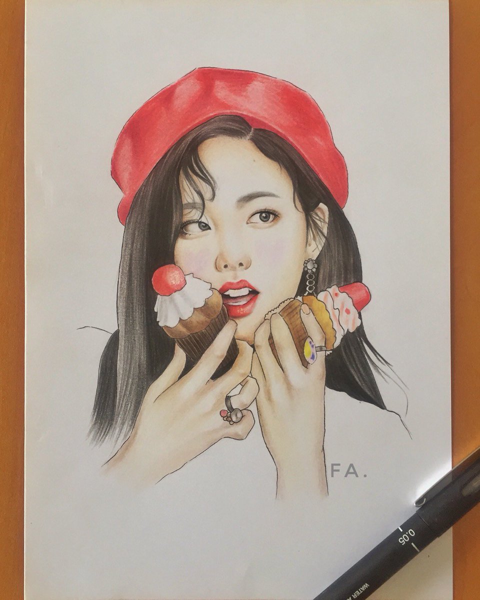 gdpelz's tweet photo. nayeon
#drawing #kpopfanart #artistina #portraitart #sketch #artwork #masterpiece #fanart #twice #kpop #tzuyu #쯔위 #트와이스 #dancethenightaway #nightsummer #twicetzuyu #momo #nayeon #imnayeon #whatislove https://t.co/oZiGBw7Vnq