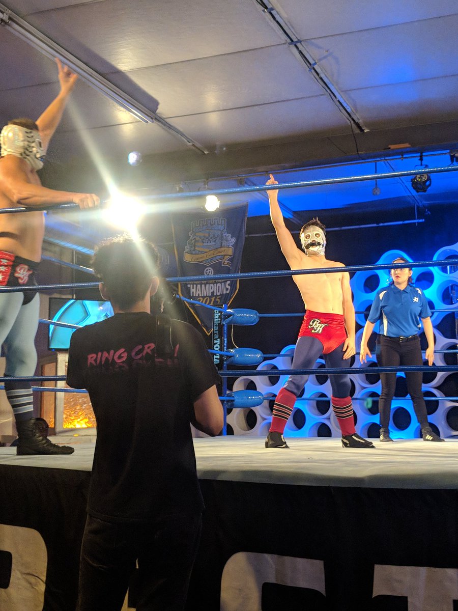 ryukeiro's tweet photo. #CREX2018 @CHIKARApro @BoomerHatfield @MrHatfield4 https://t.co/w5JnrlCQ7t