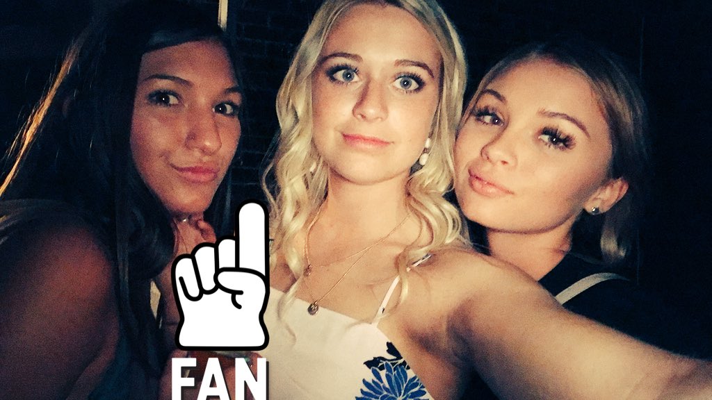 11ashleykay's tweet photo. Happy happy birthday to my lifelong best friend!!! I hope you have the best day. Love you lots pretty girl 💕 @SadieBlesch https://t.co/H0qZFZi1Mw