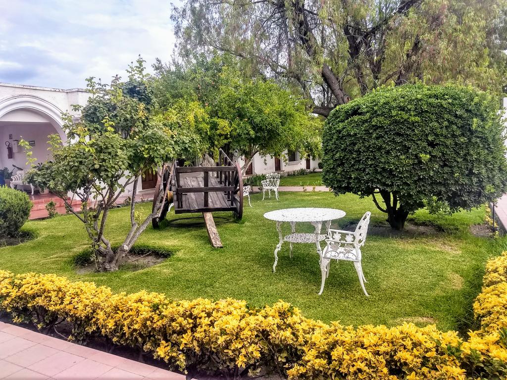 lenchoasecas's tweet photo. #BuenDomingo #BuenosDías @ParrasMagico_ recomendado  #PosadaSantaIsabel  a almorzar y a seguirle. https://t.co/uUF51Cm5HU