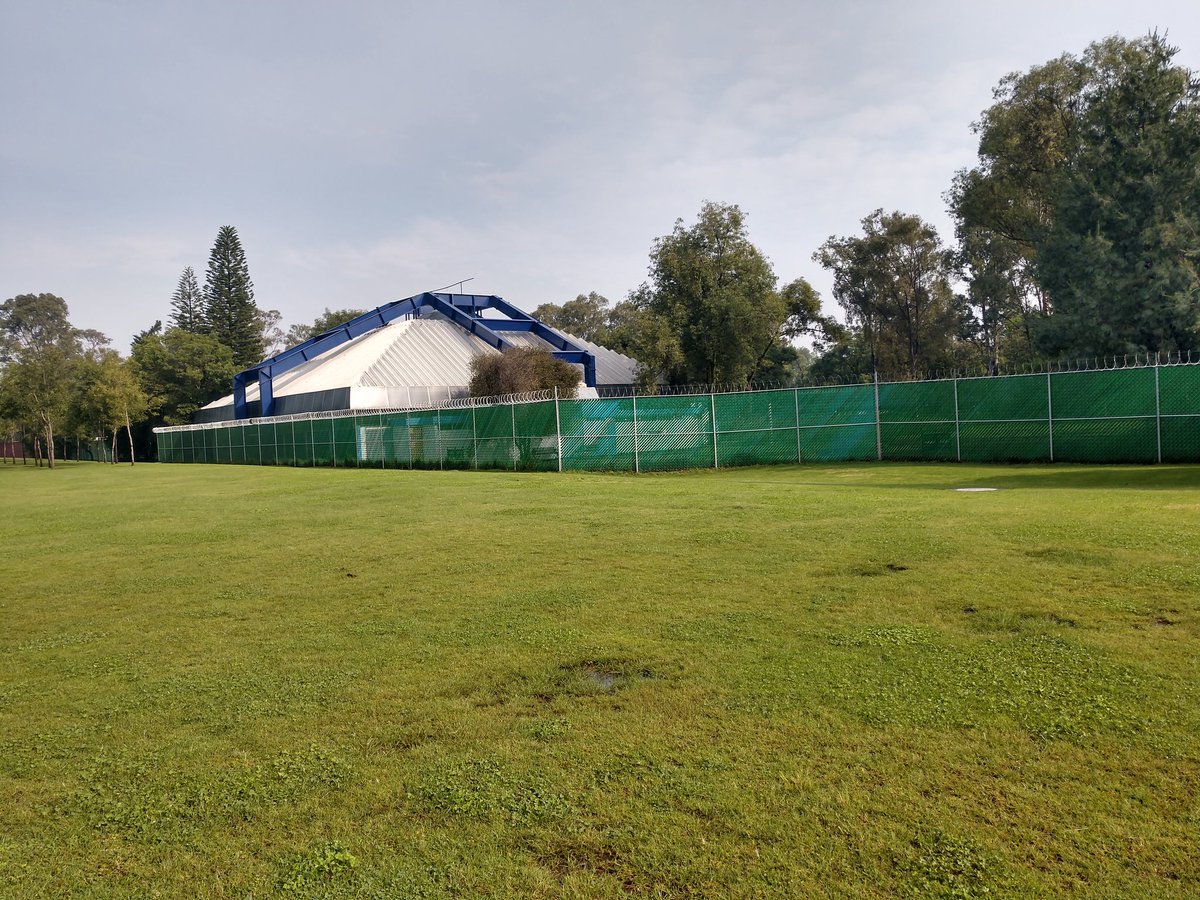 Y pues ya está cerrada la tercera parte del #ParqueBicentenario y quitaron los letreros de propiedad federal <a href="/SEMARNAT_mx/">SEMARNAT México</a> <a href="/INDAABIN/">INDAABIN</a>