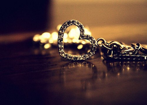 سآمح من تحب ،،،
حتي تكرهه بكل قناعه...📩