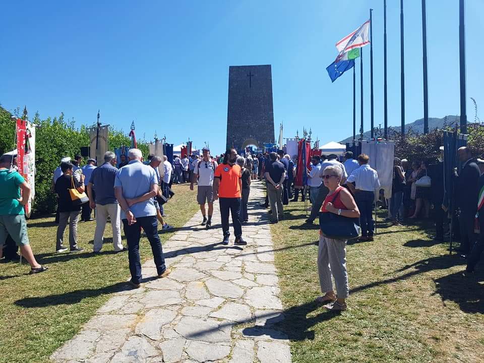 S.Anna di Stazzema - 74° dell'eccidio nazifascista.
I nostri volontari alla commemorazione di questo triste evento.
Il Presidente e il responsabile PC di Anpas Toscana presenti alla cerimonia per ricordare e ribadire, come sempre, l'importanza della democrazia e della libertà.