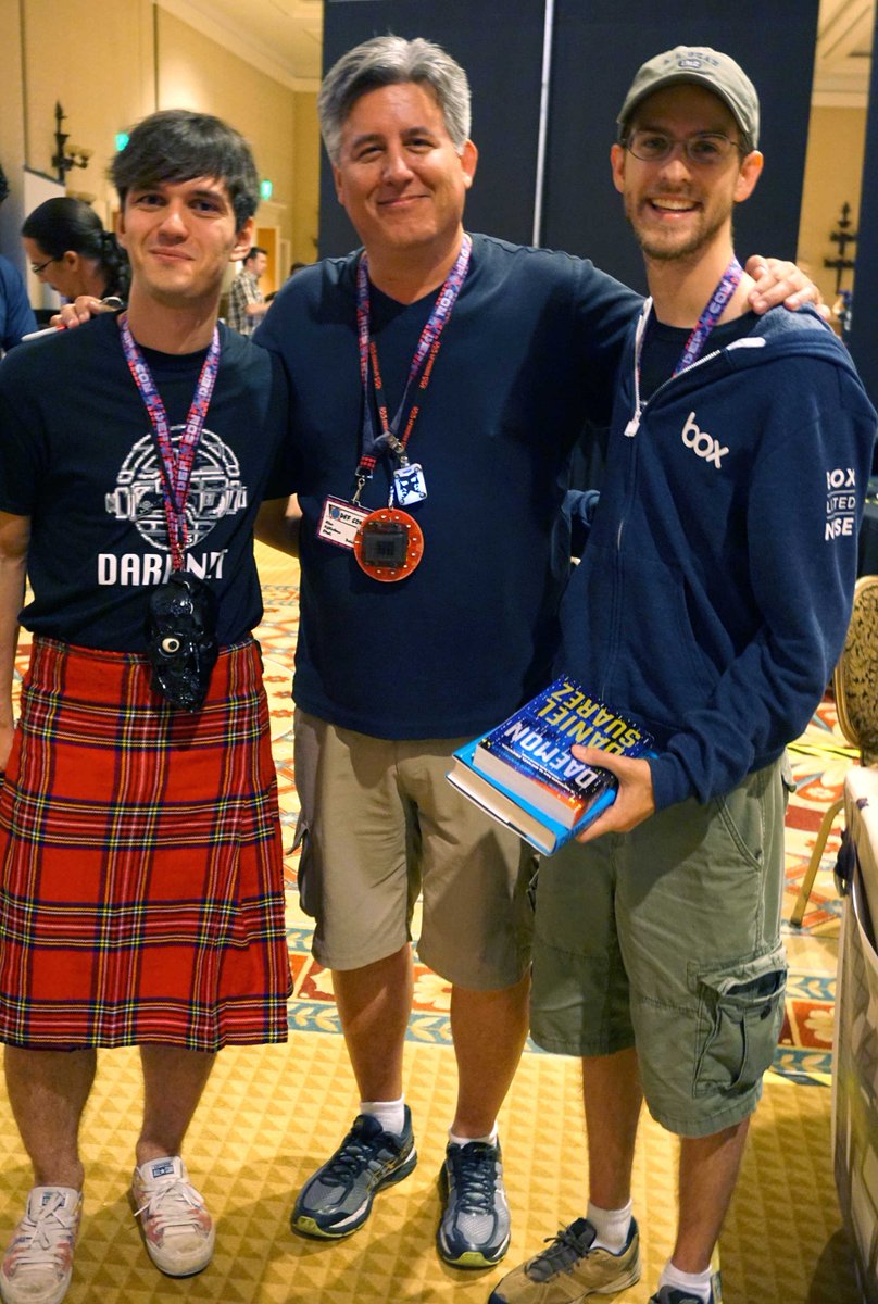 itsDanielSuarez's tweet photo. Fun photos from last year's #Defcon25. https://t.co/kdHhefDdsz