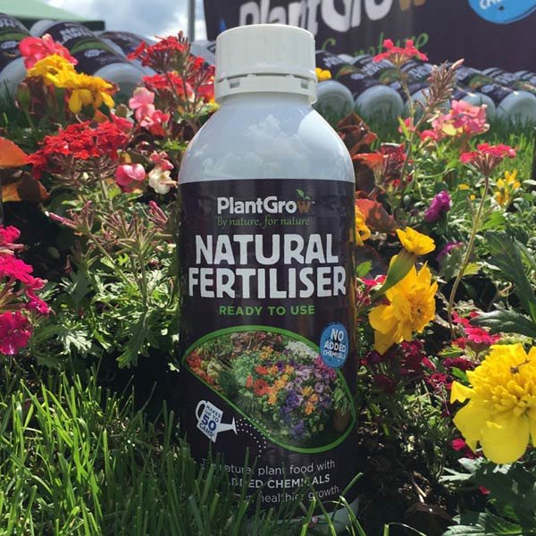 It's #NationalAllotmentWeek starting from tomorrow - and you could bag yourself some PlantGrow Natural Fertiliser to use on your allotment: mrplantgeek.com/2018/08/06/pla… #Fertiliser #Gardening #Allotment #Win #Giveaway #Competition #GrowYourOwn