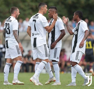 View image on Twitter