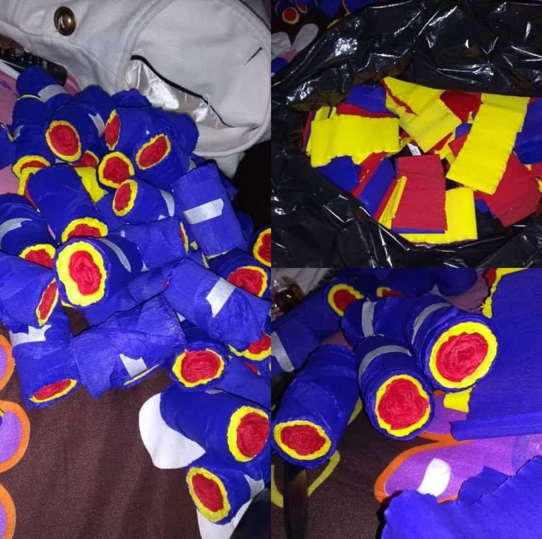 Hinchadas_Guate's tweet photo. #AlmaShecana preparando los rollos con los que van a recibir a #SanPedro en em clásico contra #Marquense a las 3pm.

#HinchaGT https://t.co/mxHZvcTK8F
