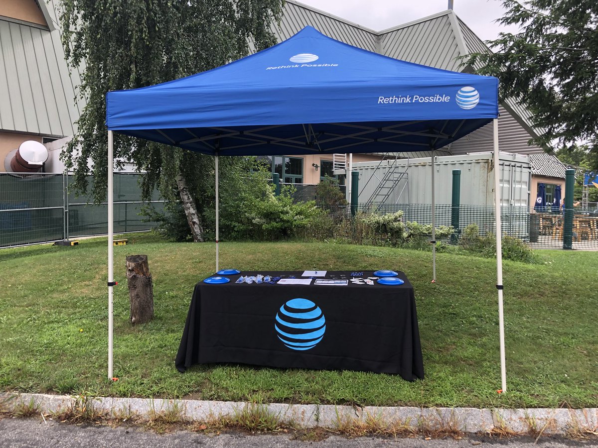Tom_Childs's tweet photo. AT&amp;T is out out at New England Country Music Festival in Portsmouth, NH. Stop by and see us and of course enjoy the show!! https://t.co/8UpdAlSS4R