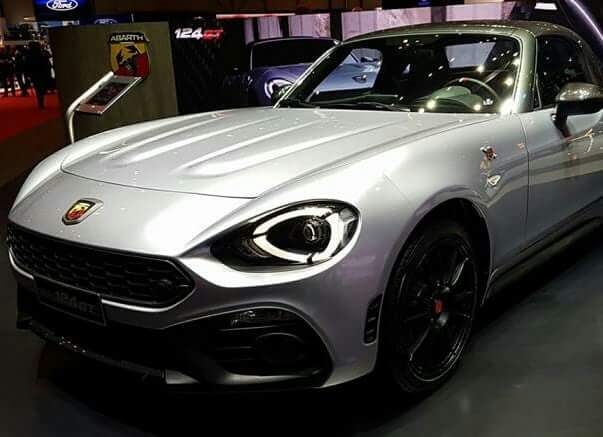 guiadelmotorco's tweet photo. Fiat Abarth 124 Spider  #autoshow 2018 #guiadelmotorcolombia #autosport https://t.co/r1LSlThOqE