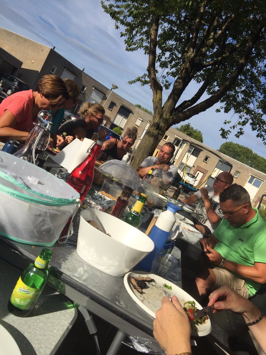 Spannende verhalen bbq #kaardebol woe gaat er winnen?