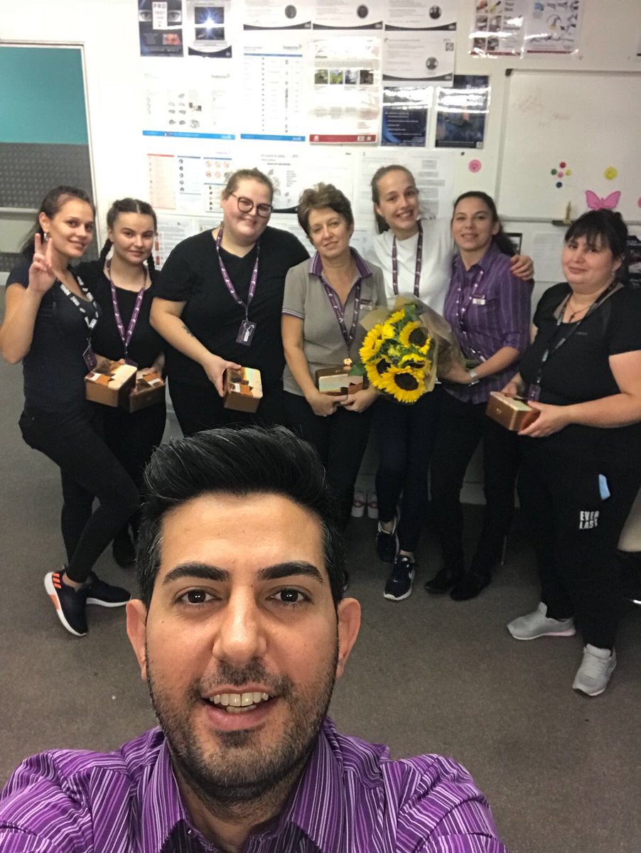 My lovely AOM <a href="/didimhm/">Didi</a> appreciating housekeeping team for all the hard work at PI Brixton just before heading off to her holidays <a href="/IndreMast/">Indre Mastauskaite</a> @J_K_H_A_N @LCS_PremierInn <a href="/SDEBDD/">simon ewins</a> <a href="/LauraEvans81/">Laura EvansWrobleski</a>