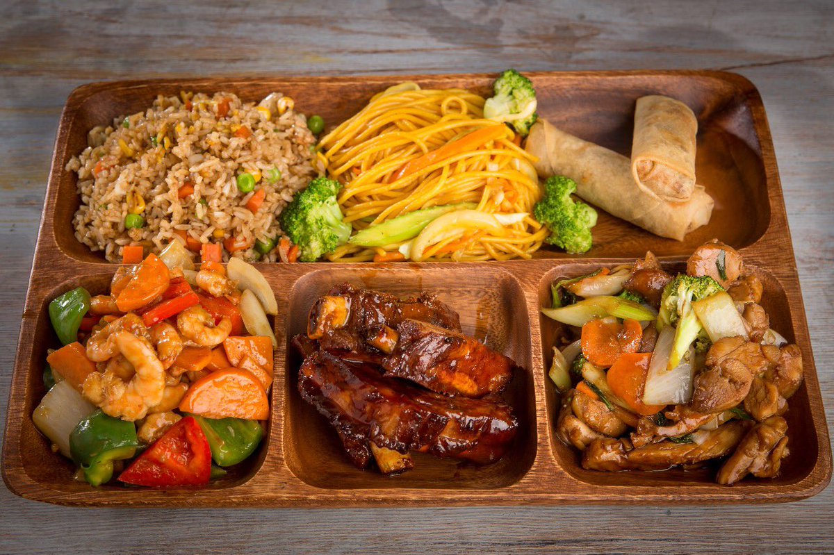 RLonghang's tweet image. Quieres algo rico delicioso rápido pero rápido y buen precio ven y disfrútalo en @restaurantelonghang #arrozchino #tallarines #chopsueydecamaron #costillasalabbq #polloteriyaki te esperamos ！！！！