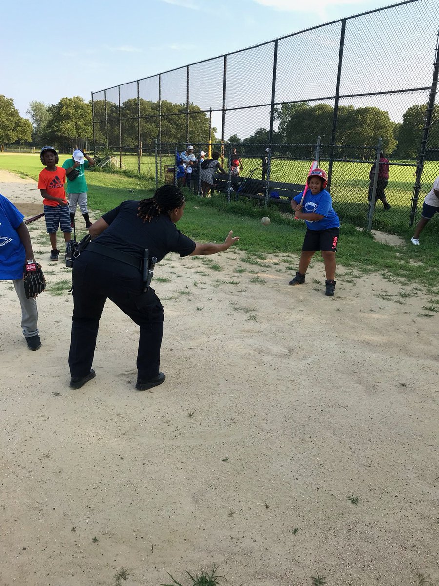 NYPD69Pct's tweet photo. 🚨REMINDER! Monday’s and Wednesday’s at 5:30 PM free baseball is available for ages 5-14 in #Canarsie Park. Join Youth Officer’s Jenkins and Gotay with our #commcouncil for tips and organized team play. 3 weeks left! https://t.co/g4QhZM3fi6