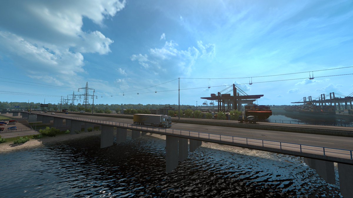 CHumiliation's tweet photo. Just outside Hamburg beginning the journey to Malmรถ in Sweden - the home city of @ScaniaGroup - @SCSsoftware, I love the effort you put into these Scania trucks, look just like the real thing. @TruckersMP @TruckersFM #ETS2 #ETS2Beta https://t.co/oSMTpe9AzU