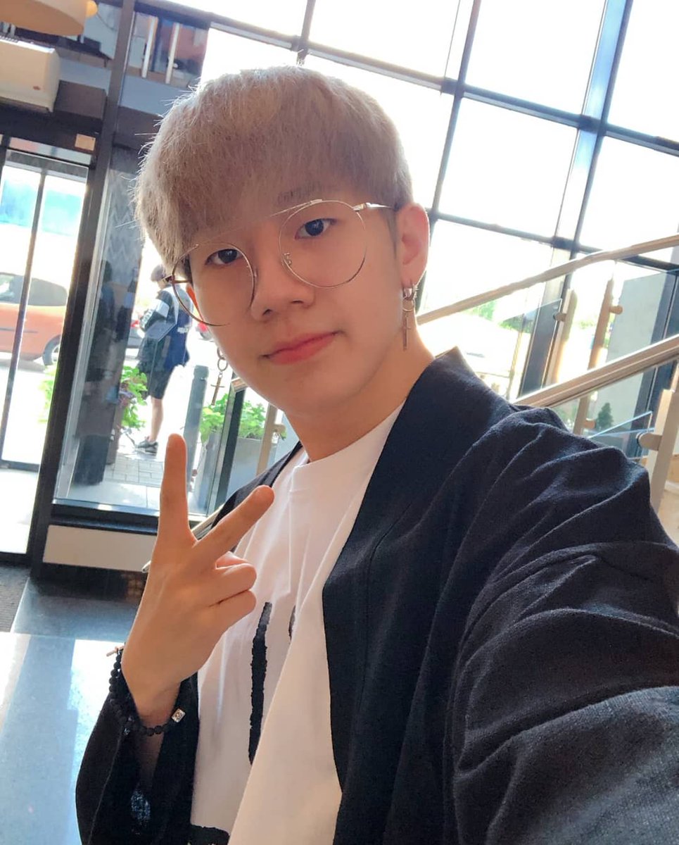 allfor24kplus's tweet photo. [Instagram update] CHANGSUN 
@24k_changsunny • 🇮🇩
#poland
#warsaw
#ㅇㅅㅎ
.
.
#코리 #홍코리 #최기수 #기수 #수 #정욱 #김정욱 #이창선 #창선 #김진홍 #진홍 #심홍섭 #기용 #투포케이 #24KCOMEBACK #GOLDENCOMEBACK #BONNIE_N_CLYDE #24K #CHANGSUN https://t.co/O5QcJGnfWx