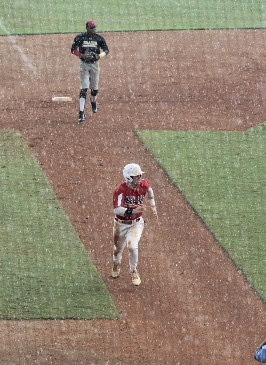 AndreaGainey's tweet image. There are a lot of things that I love about baseball. Watching my son play in the pouring down rain with the same tenacity as a beautiful summer day is one of those things. No coddling, entitlement, pampering bs here. Just baseball. And he loves it. #GreatestGameOnEarth